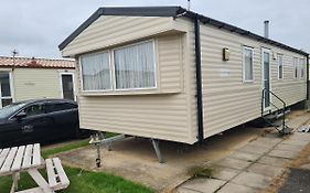 8 Berth On Coastfields Ingoldmells